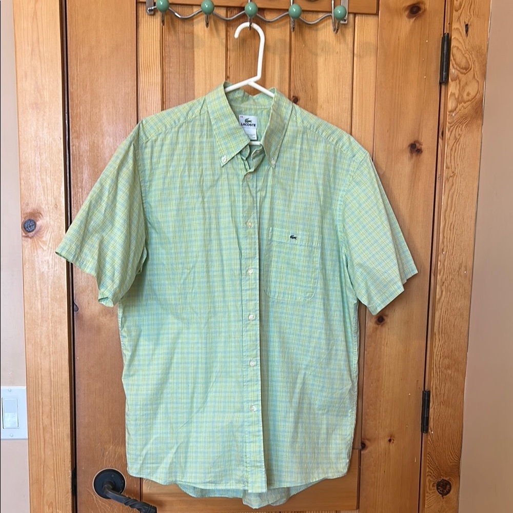 Men’s Lacoste short sleeve button down shirt - size 44 (XL)  🐊